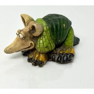 Vintage Shade Tree Creations Carved Wood Armadillo Figurine Bill Vernon 4" 1984